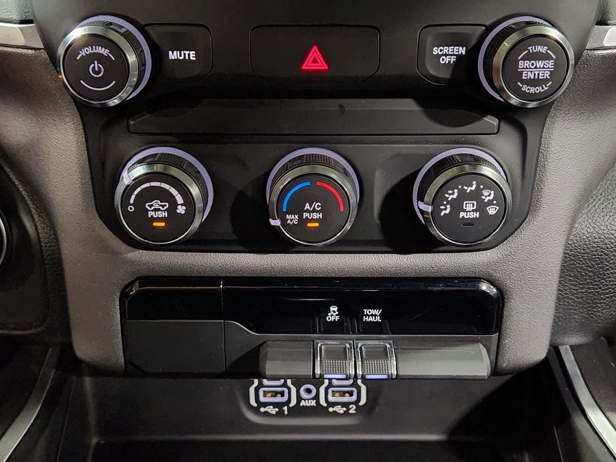 Used 2020 RAM 1500 Lone Star RWD image 40
