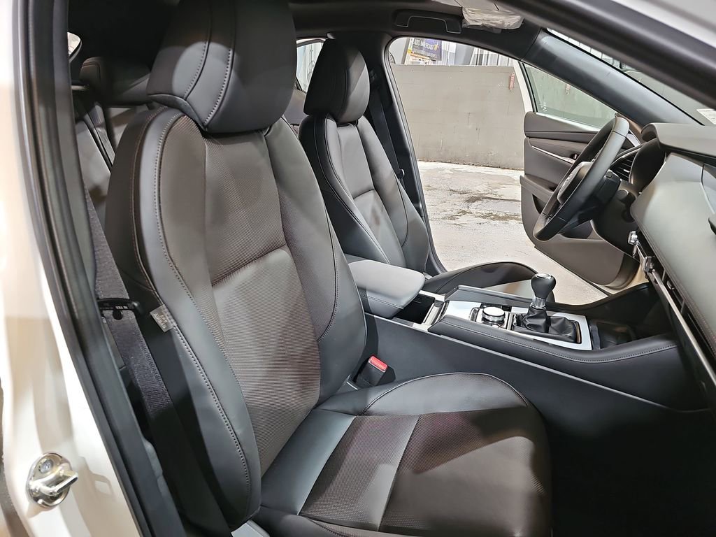 New 2026 MAZDA MAZDA3 2.5 S Hatchback w/ Premium Pkg image 7