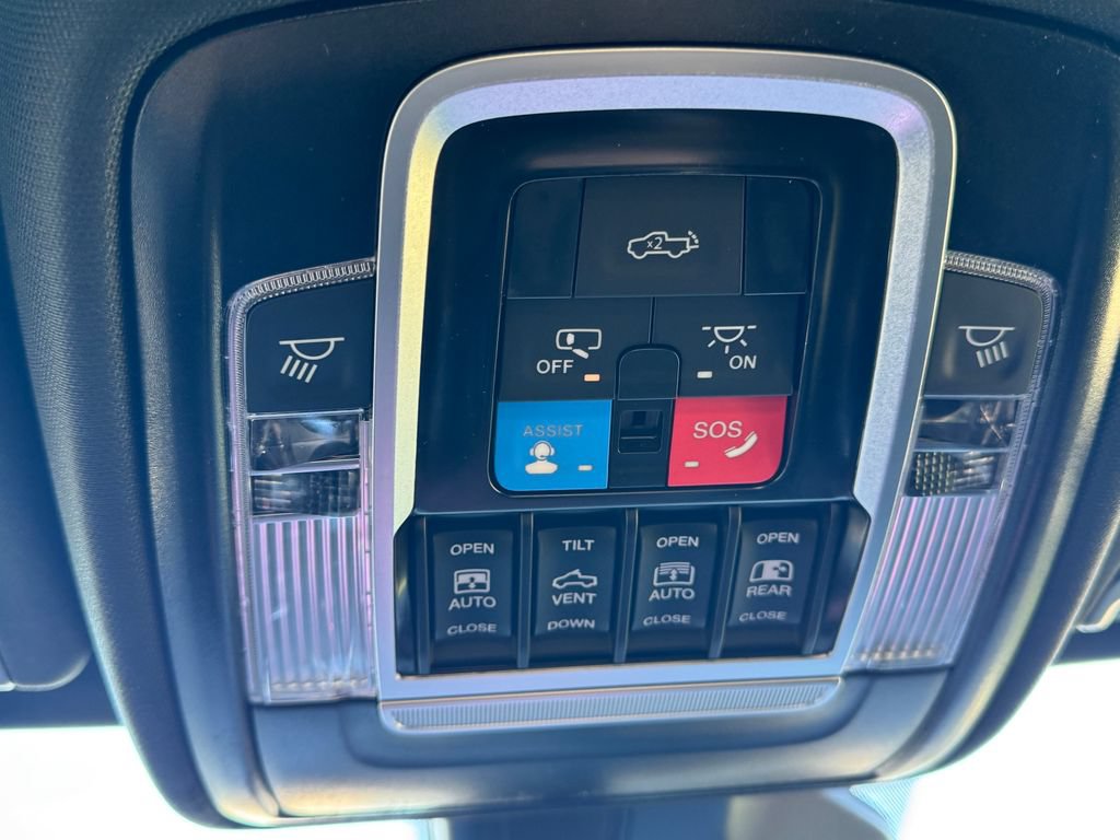 New 2027 RAM 1500 Laramie w/ Night Edition AWD/4WD image 22