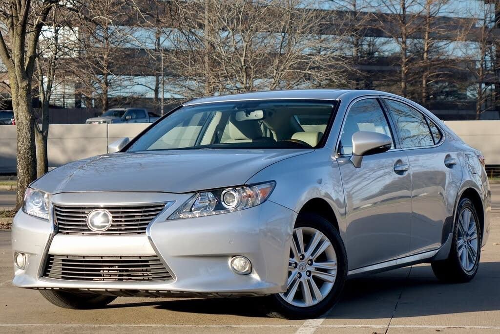Used 2014 Lexus ES 350 w/ Premium Package image 2