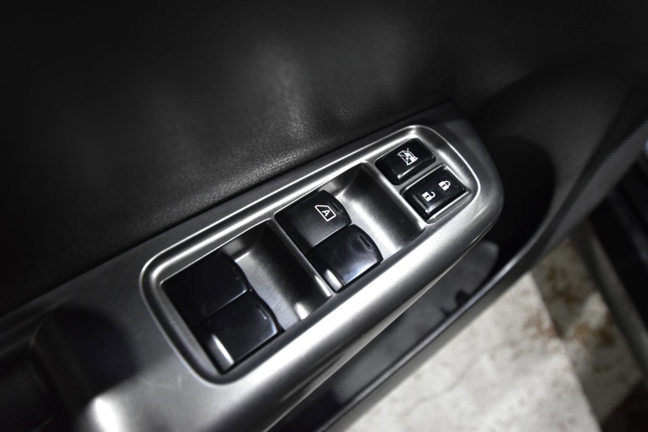 Used 2014 Subaru Impreza WRX Sedan AWD/4WD image 13