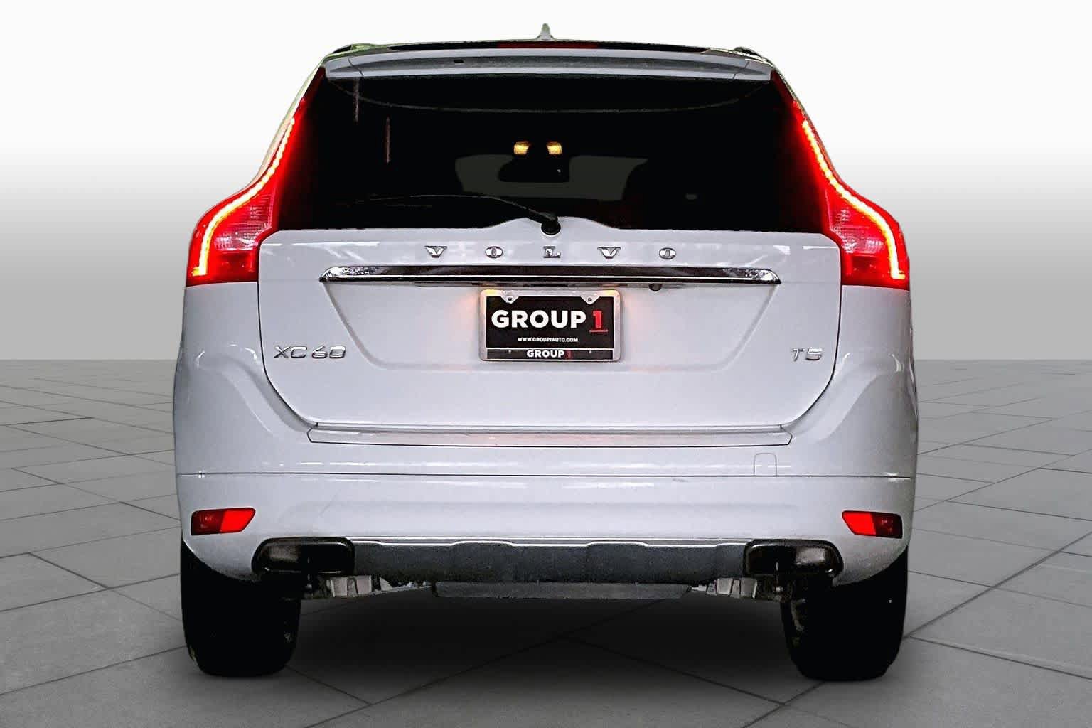 Used 2015 Volvo XC60 T5 Premier Plus FWD image 4
