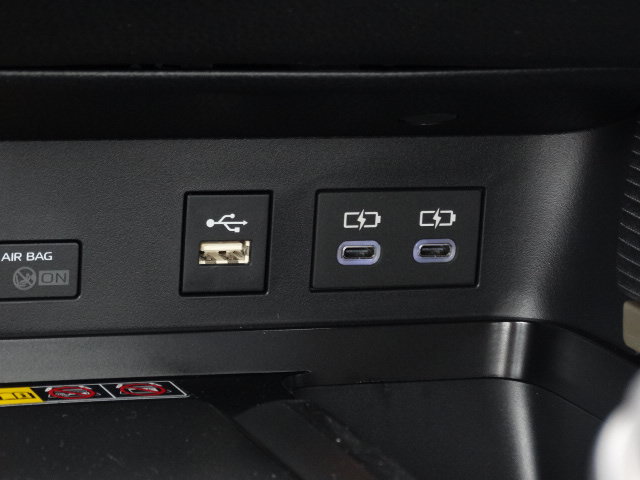 New 2026 Toyota Camry Hybrid FWD image 21