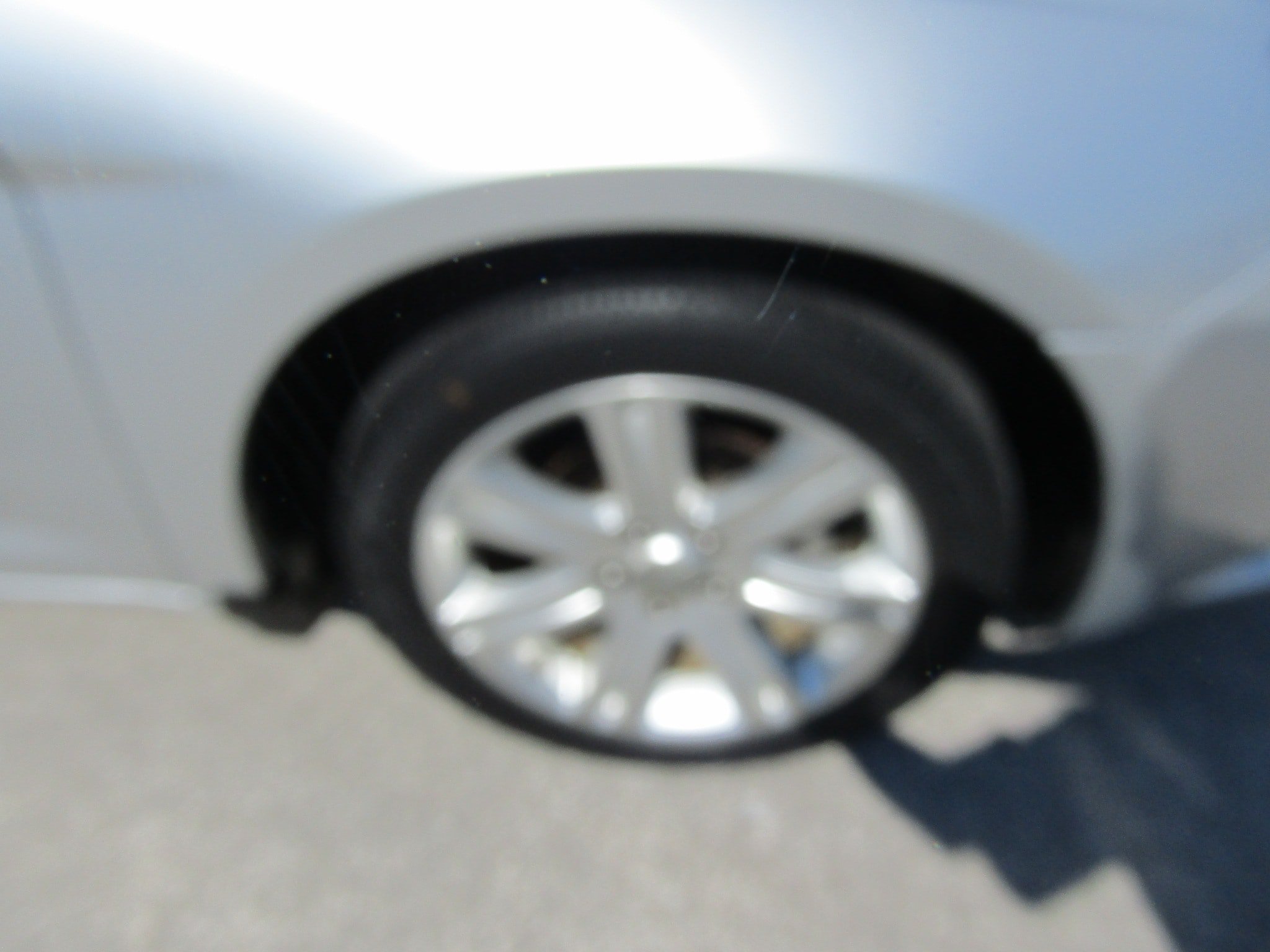 Used 2012 Chrysler 200 Touring FWD image 12