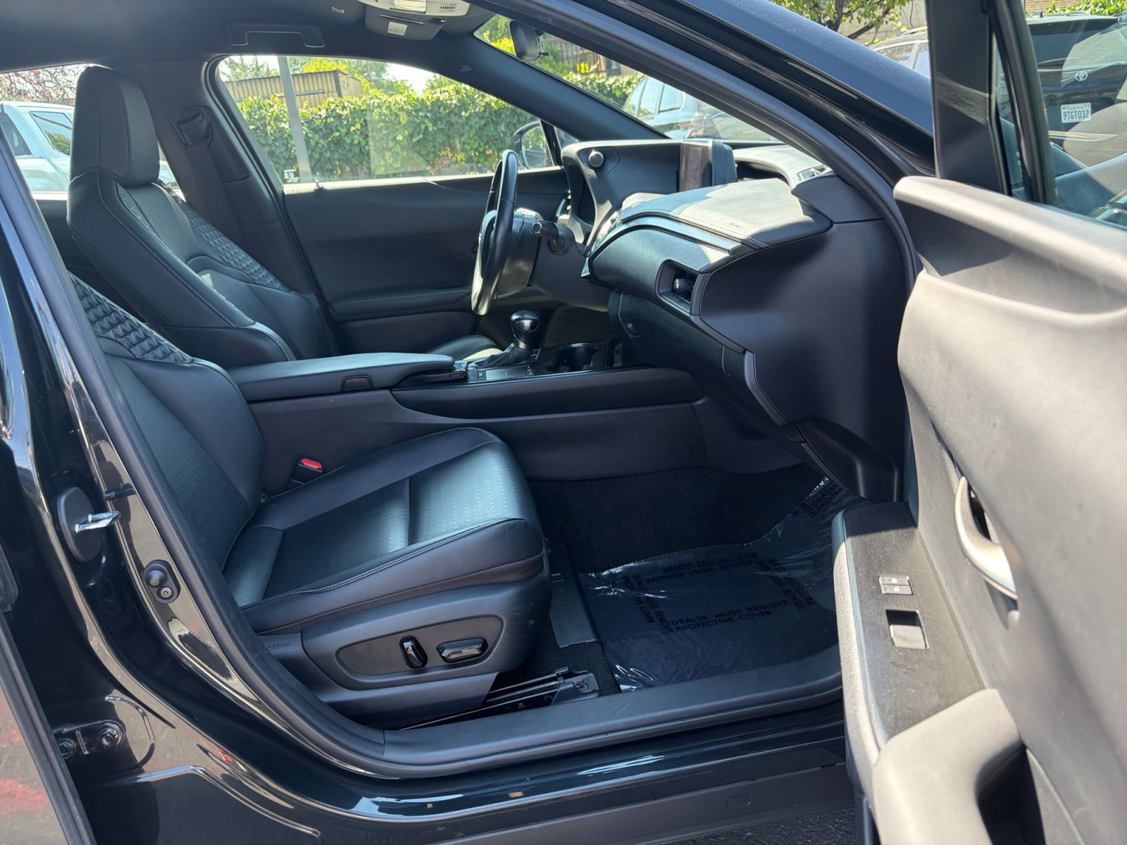 Used 2021 Lexus UX 200 FWD image 28
