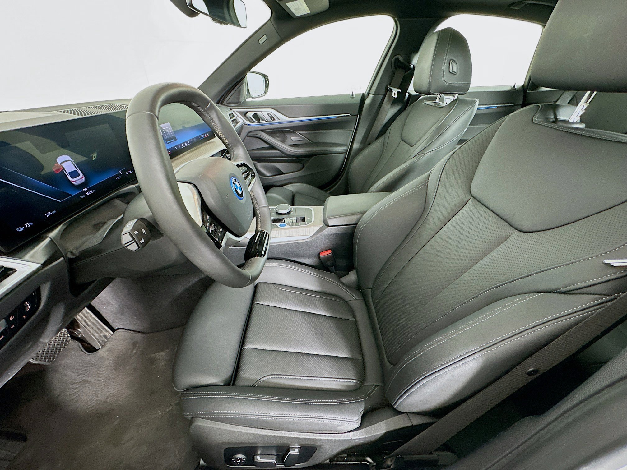 Used 2025 BMW i4 xDrive40i image 13