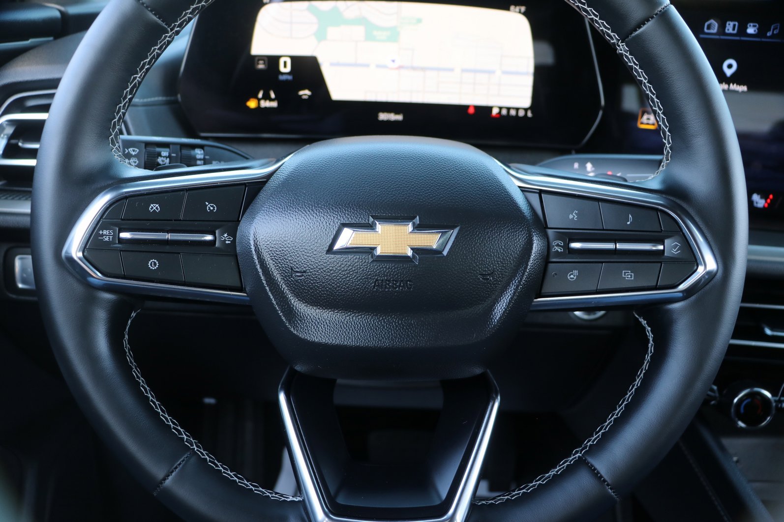 Used 2026 Chevrolet Traverse LT image 17