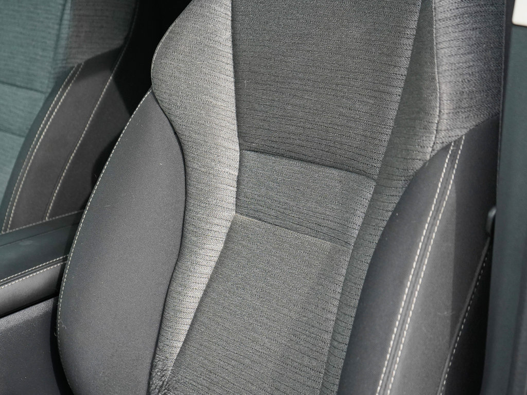 Used 2021 Nissan Rogue SV image 16