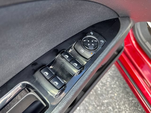 Used 2013 Ford Fusion SE FWD image 12