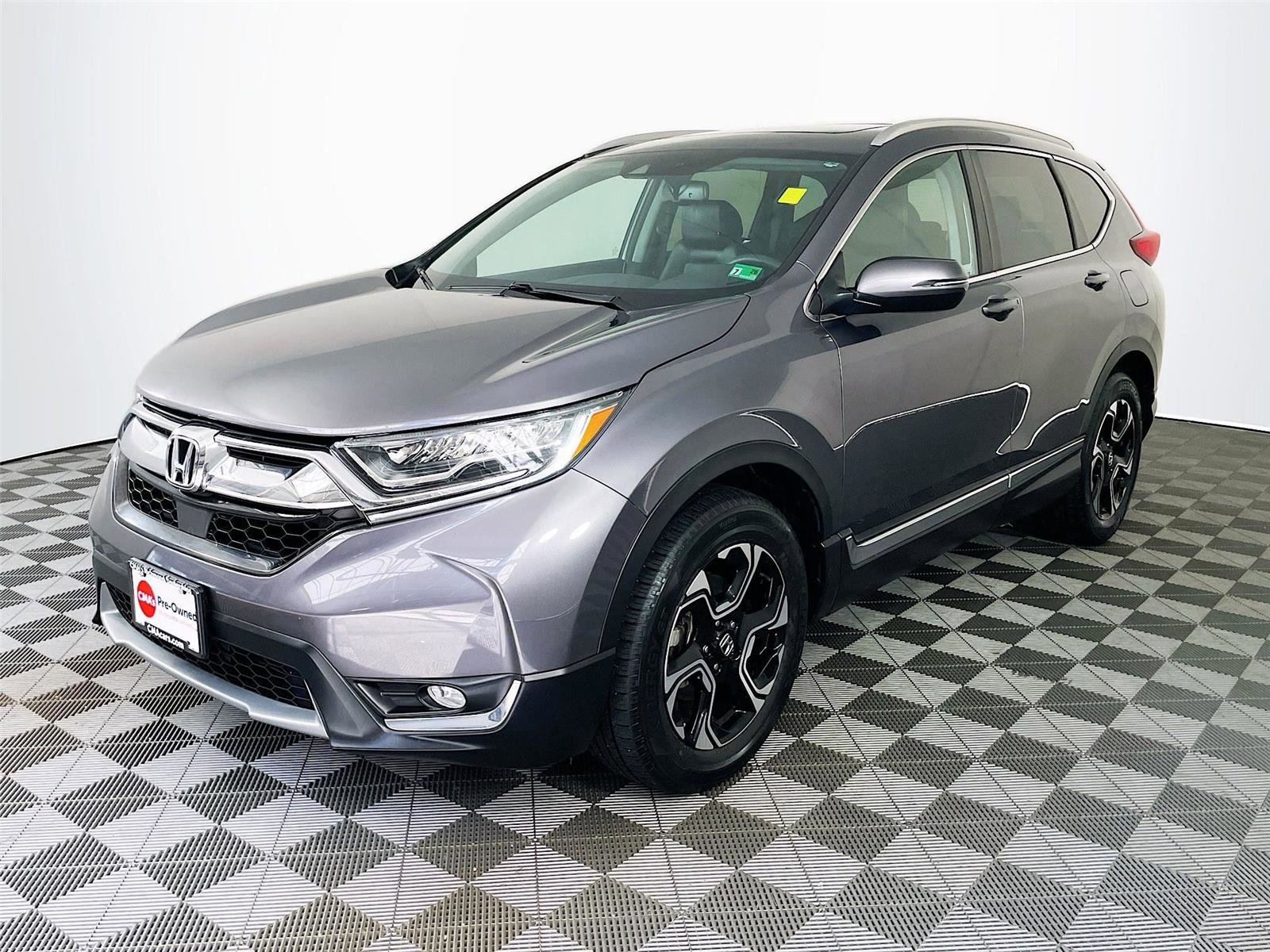 Used 2019 Honda CR-V Touring image 3