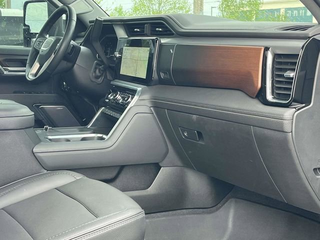 Used 2024 GMC Sierra 2500 Denali w/ Denali Reserve Package image 27