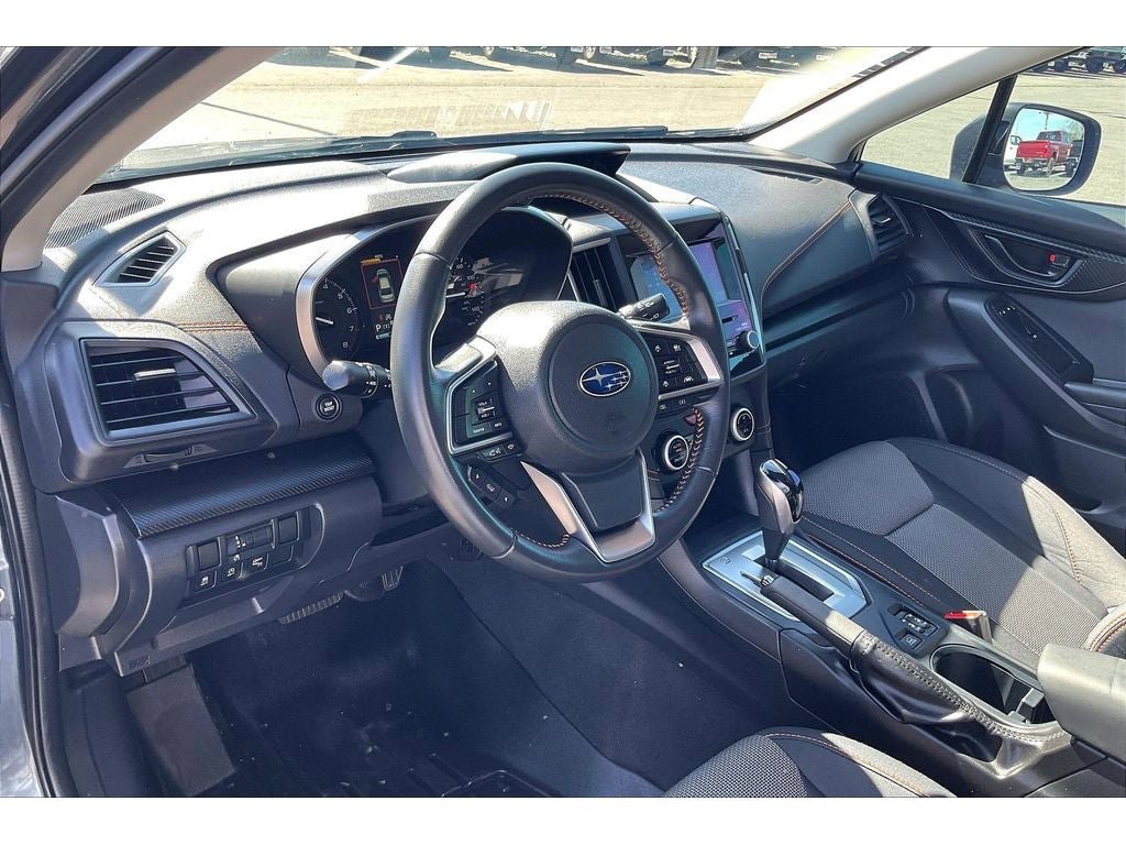 Used 2020 Subaru Crosstrek 2.0i Premium w/ Moonroof Package 1 AWD/4WD image 16
