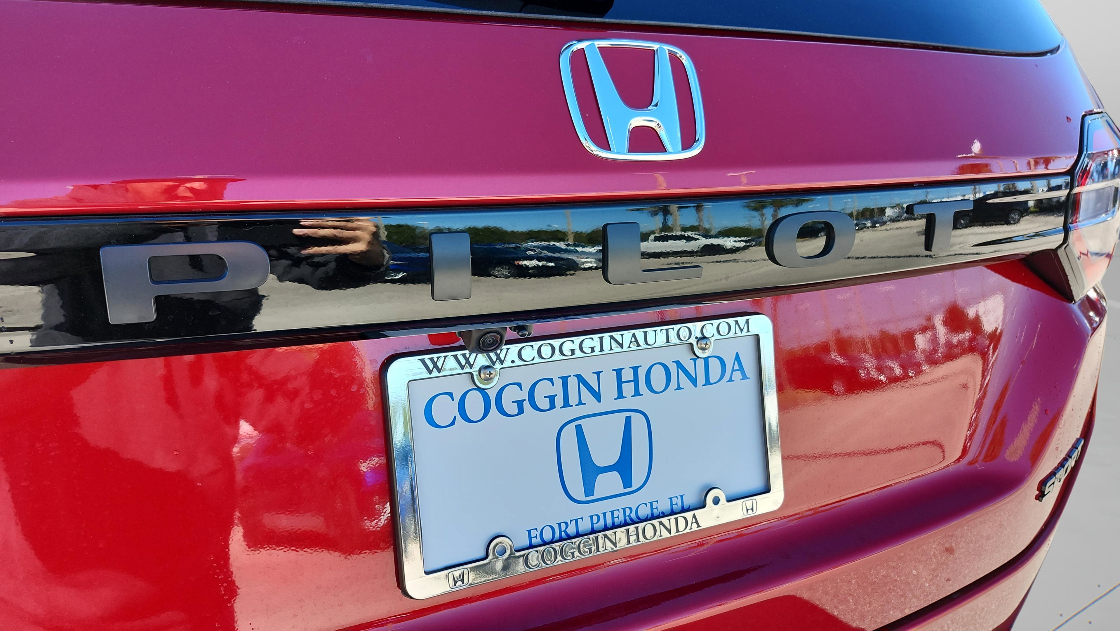 New 2026 Honda Pilot Sport image 40