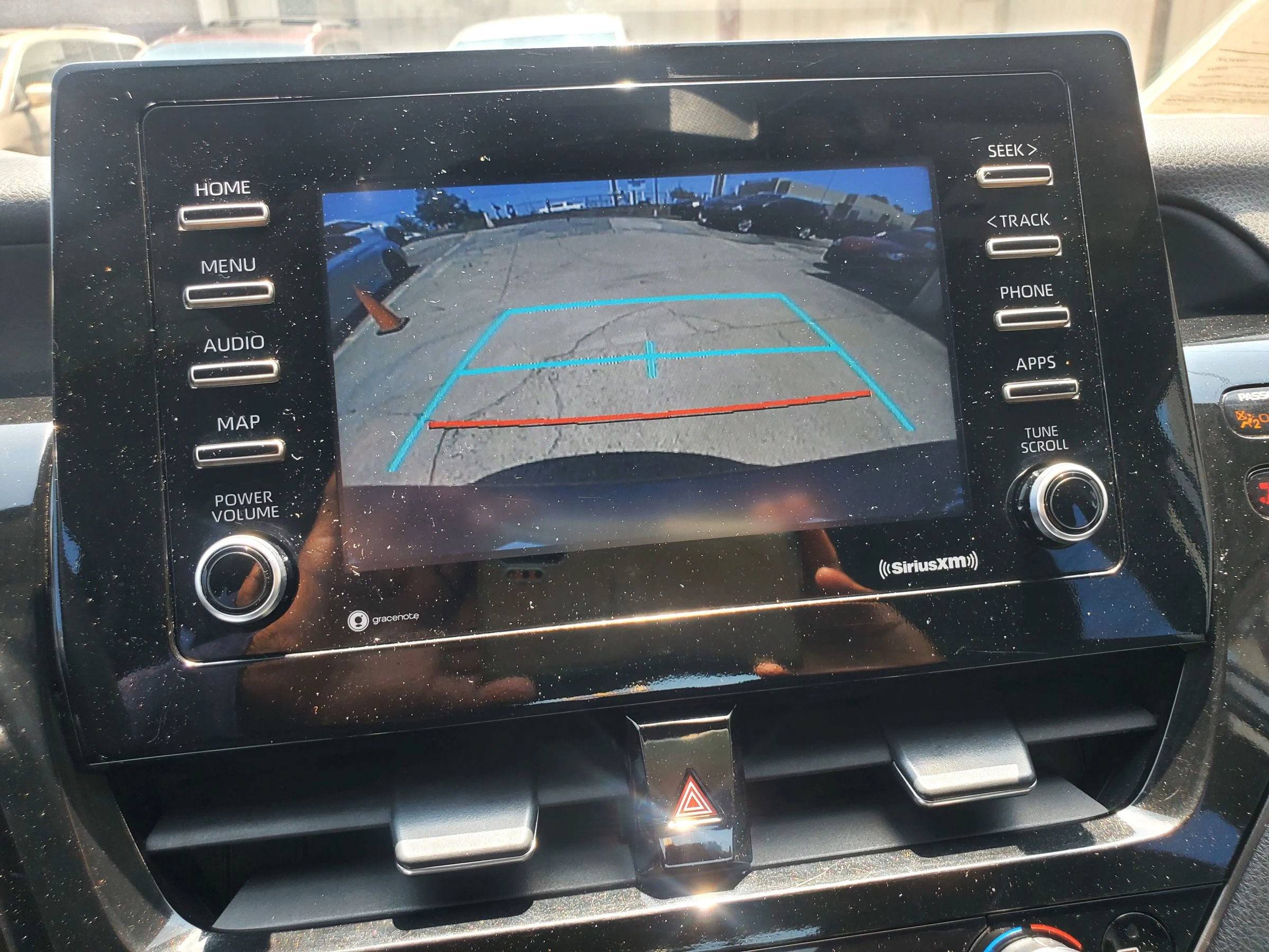 Used 2022 Toyota Camry SE FWD image 2