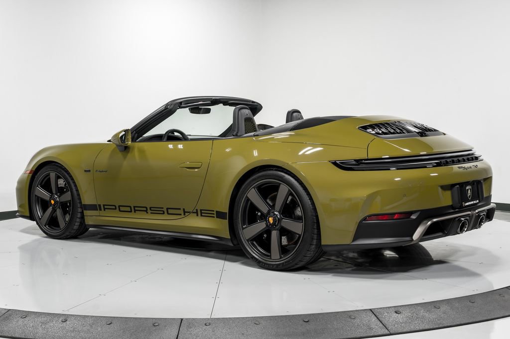 Used 2026 Porsche 911 Carrera GTS image 5