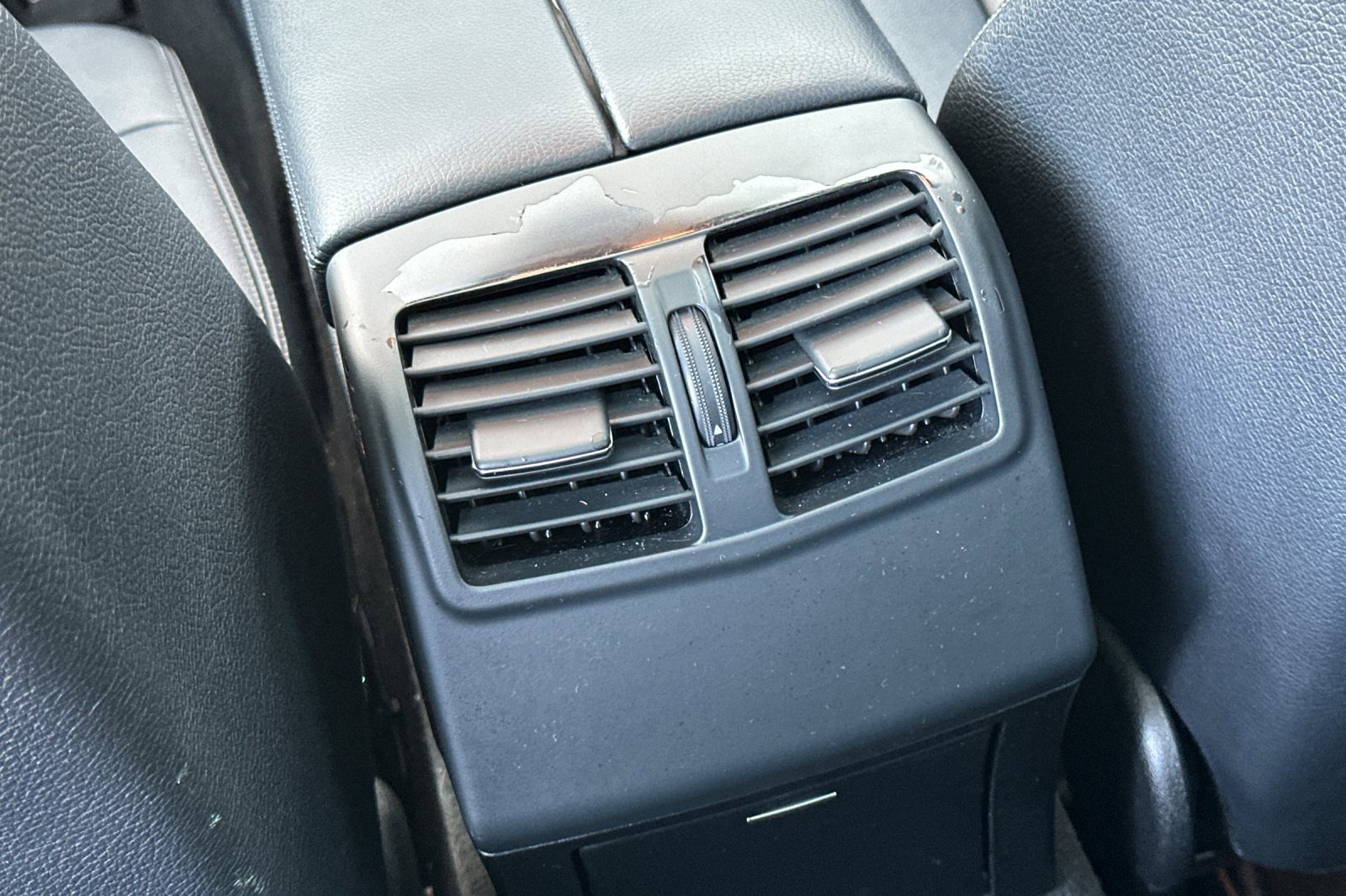 Used 2016 Mercedes-Benz E 350 4MATIC Sedan image 13