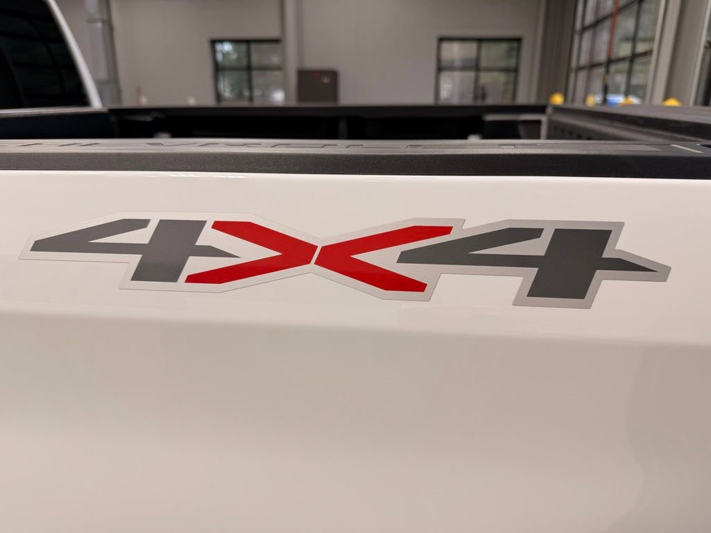 Used 2025 Chevrolet Silverado 1500 LT image 14