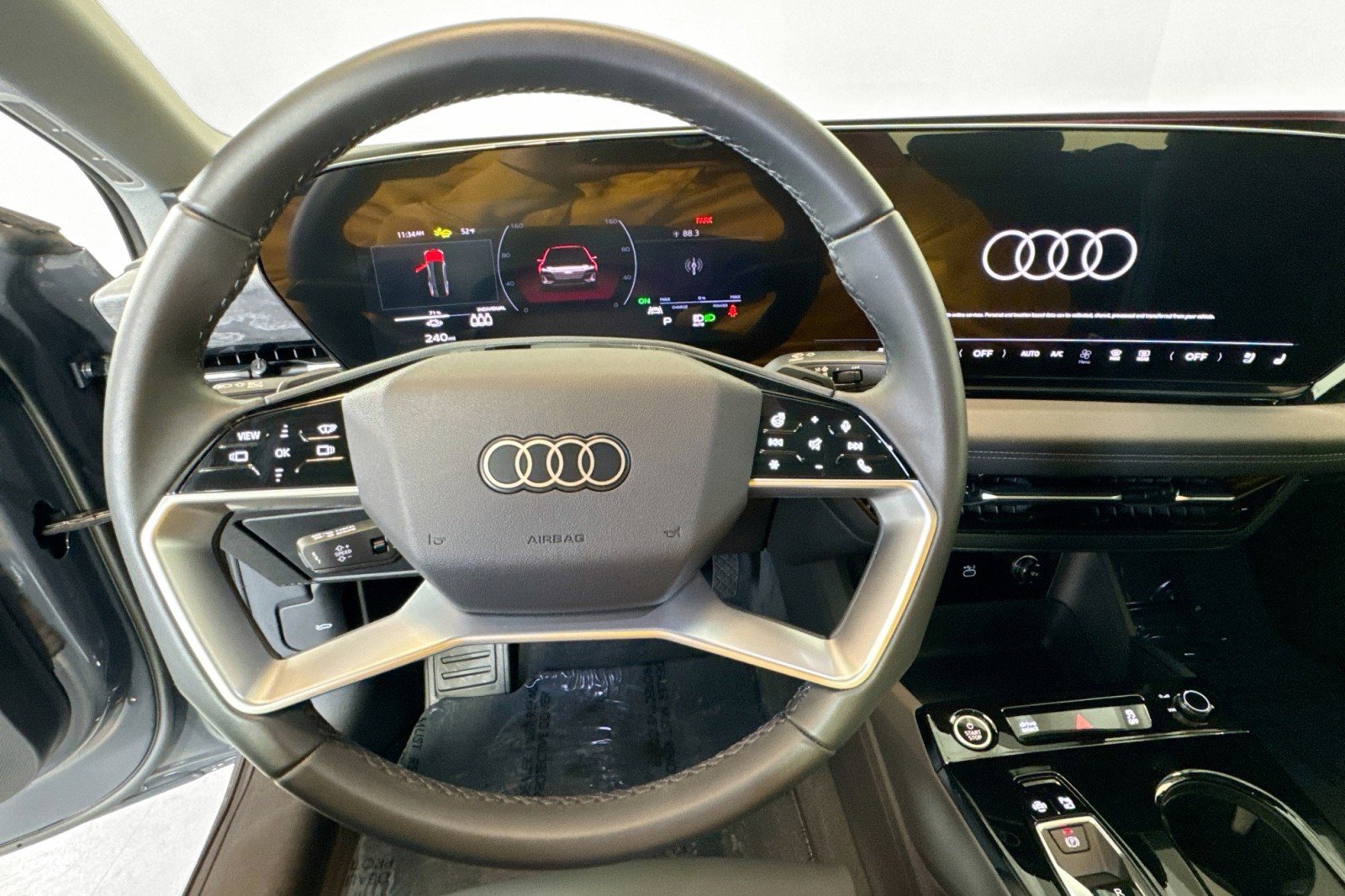 Used 2025 Audi A6 e-tron Premium Plus w/ Premium Plus image 11