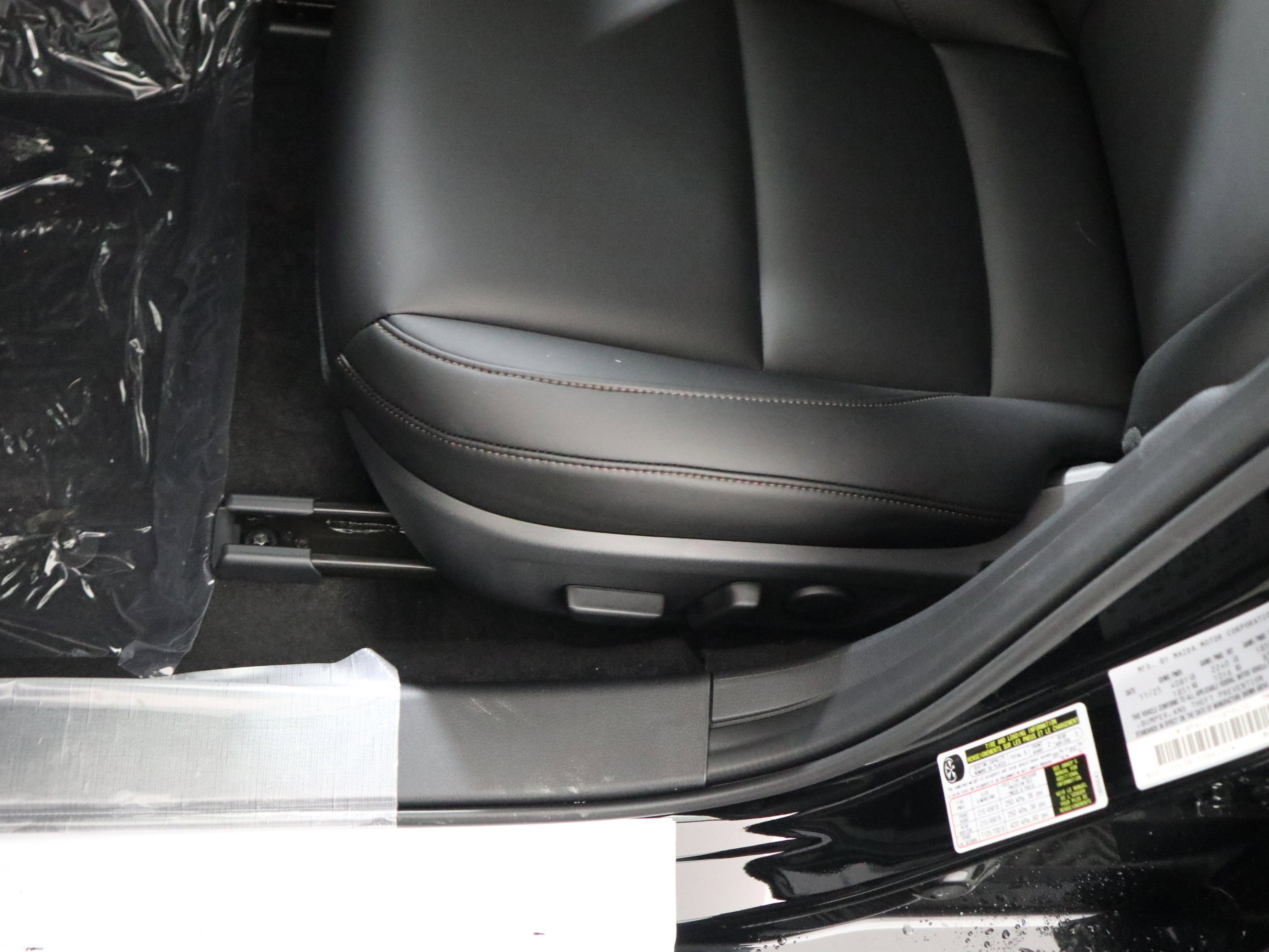 New 2026 MAZDA MAZDA3 2.5 S Sedan w/ Preferred Pkg image 19