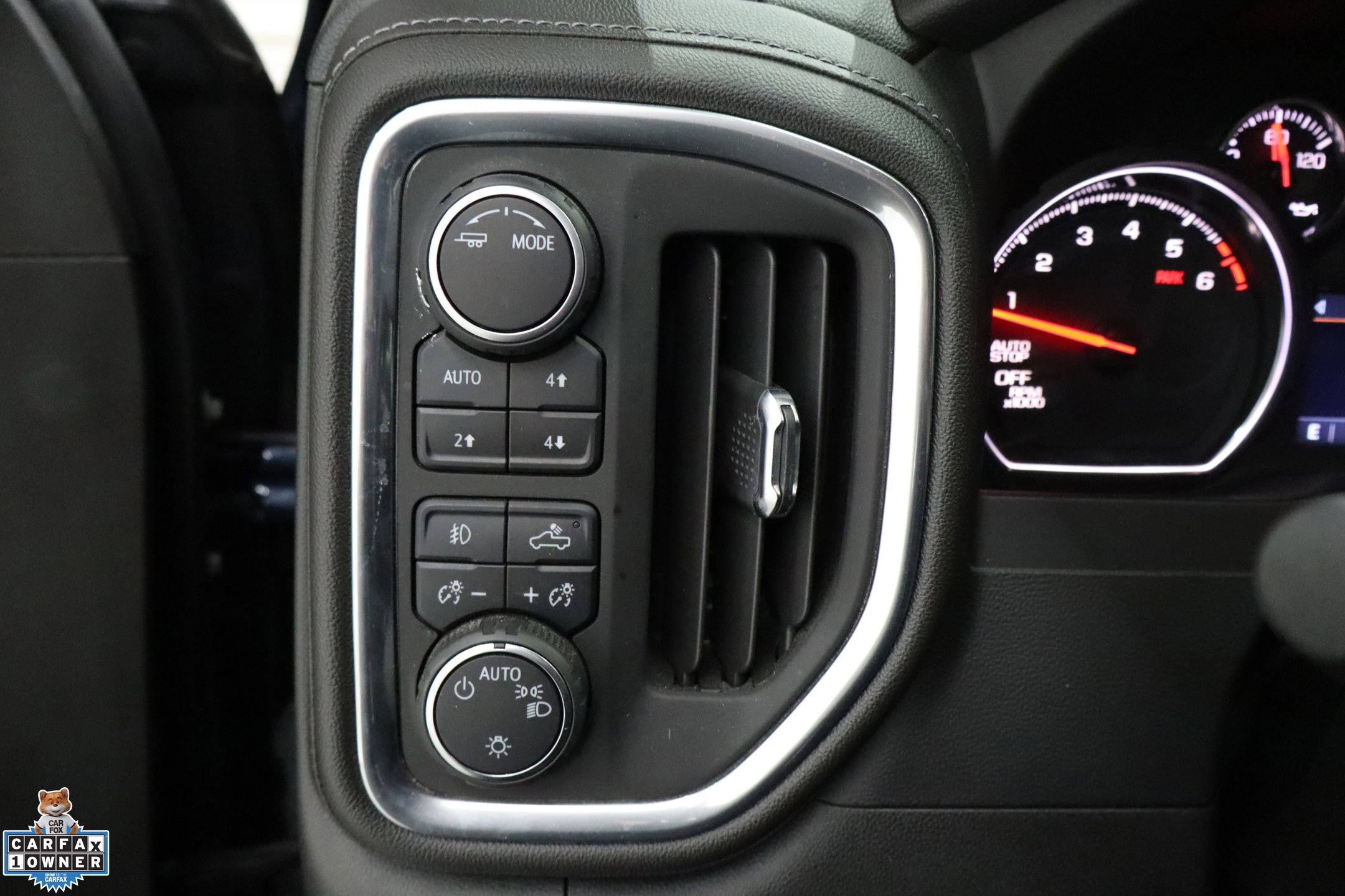 Used 2022 Chevrolet Silverado 1500 RST AWD/4WD image 15