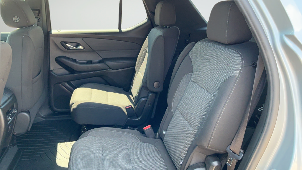 Used 2023 Chevrolet Traverse LT FWD image 20