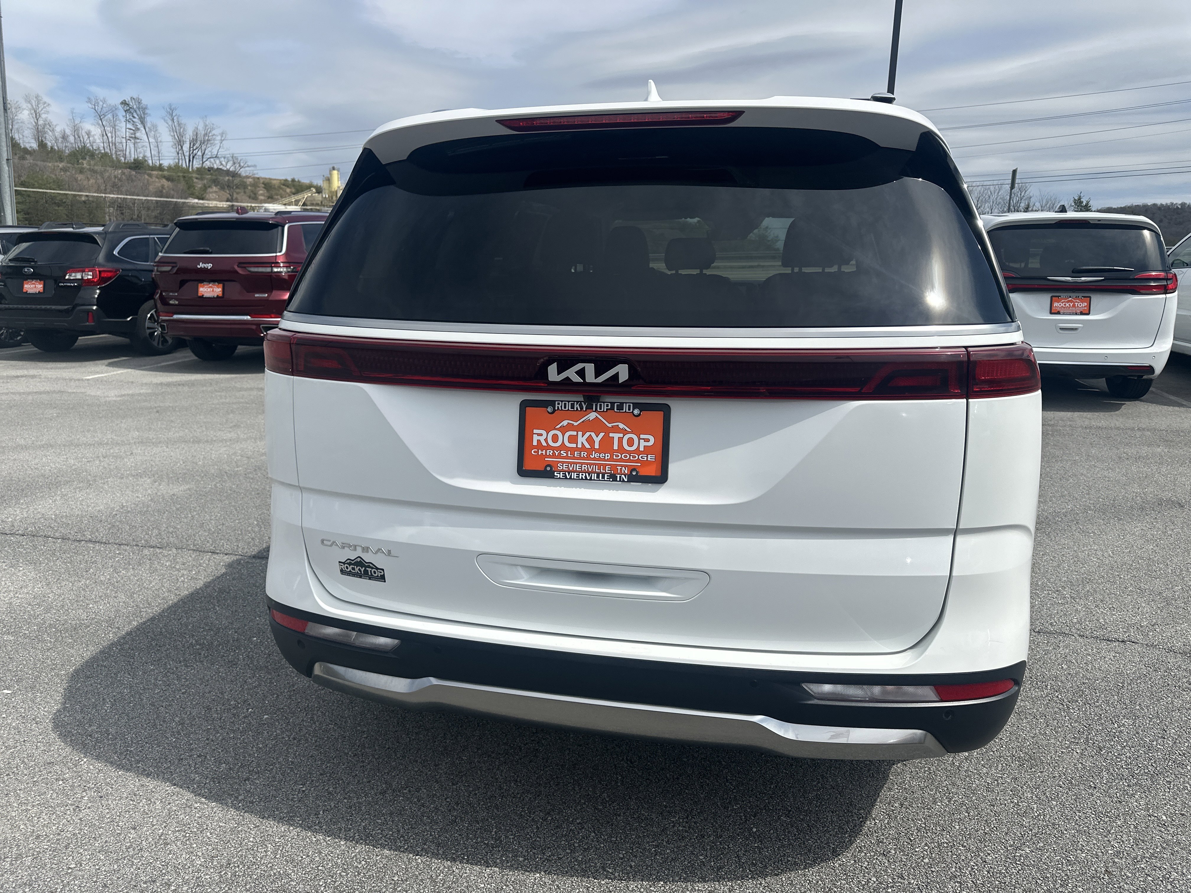 Used 2024 Kia Carnival SX image 8