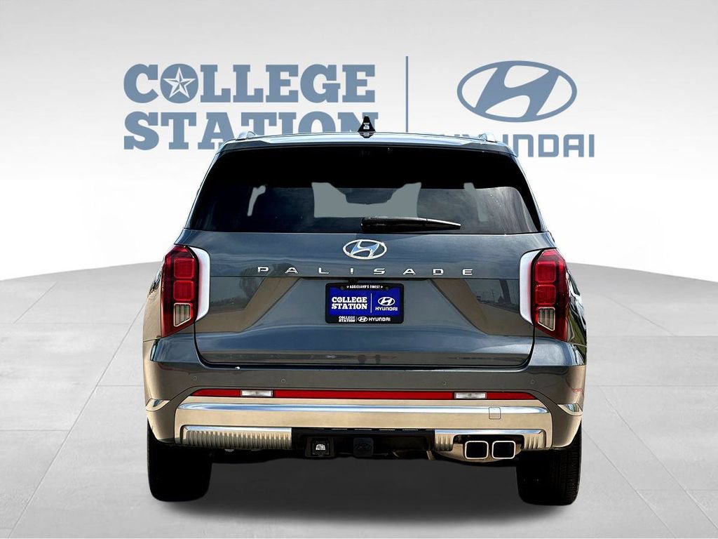 Used 2024 Hyundai Palisade Calligraphy FWD image 9