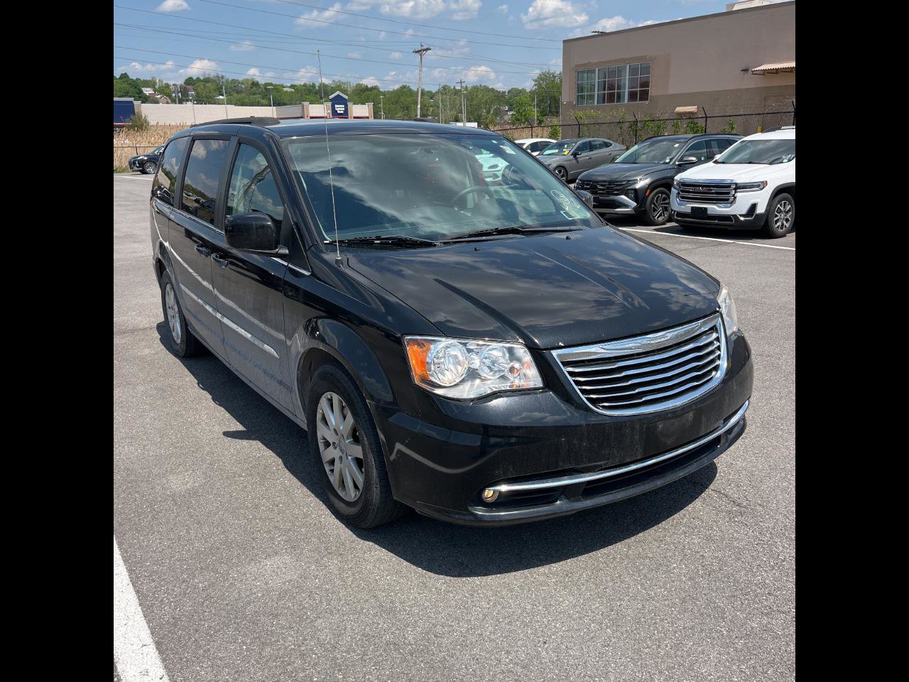 Used 2016 Chrysler Town & Country Touring