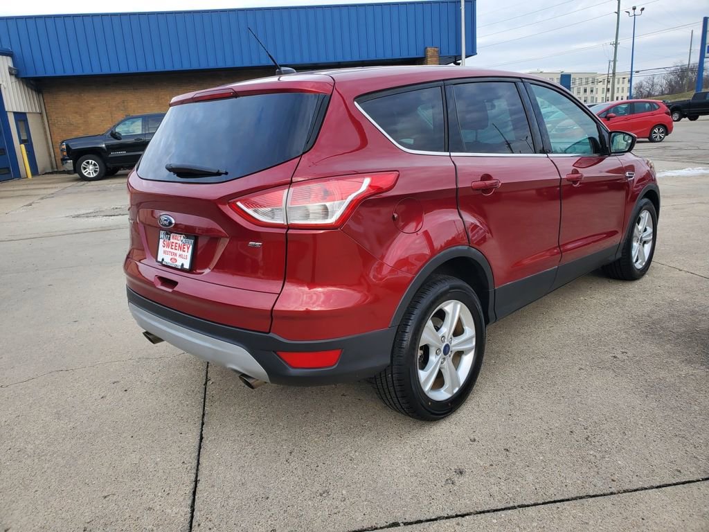 Used 2015 Ford Escape SE image 4