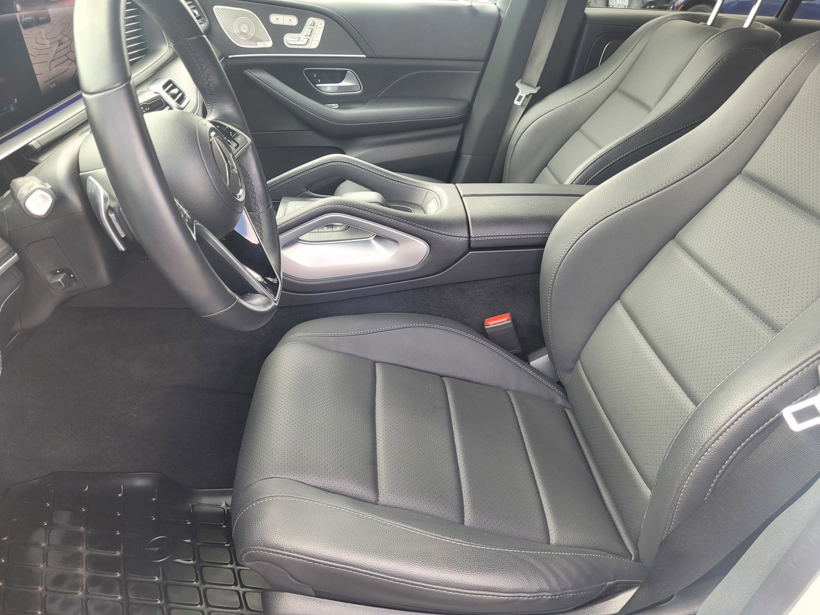 Used 2024 Mercedes-Benz GLE 350 4MATIC image 12
