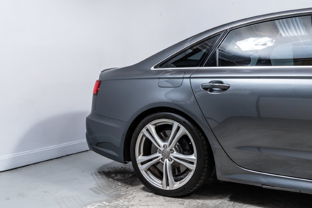 Used 2016 Audi S6 Prestige w/ Prestige Package AWD/4WD image 11