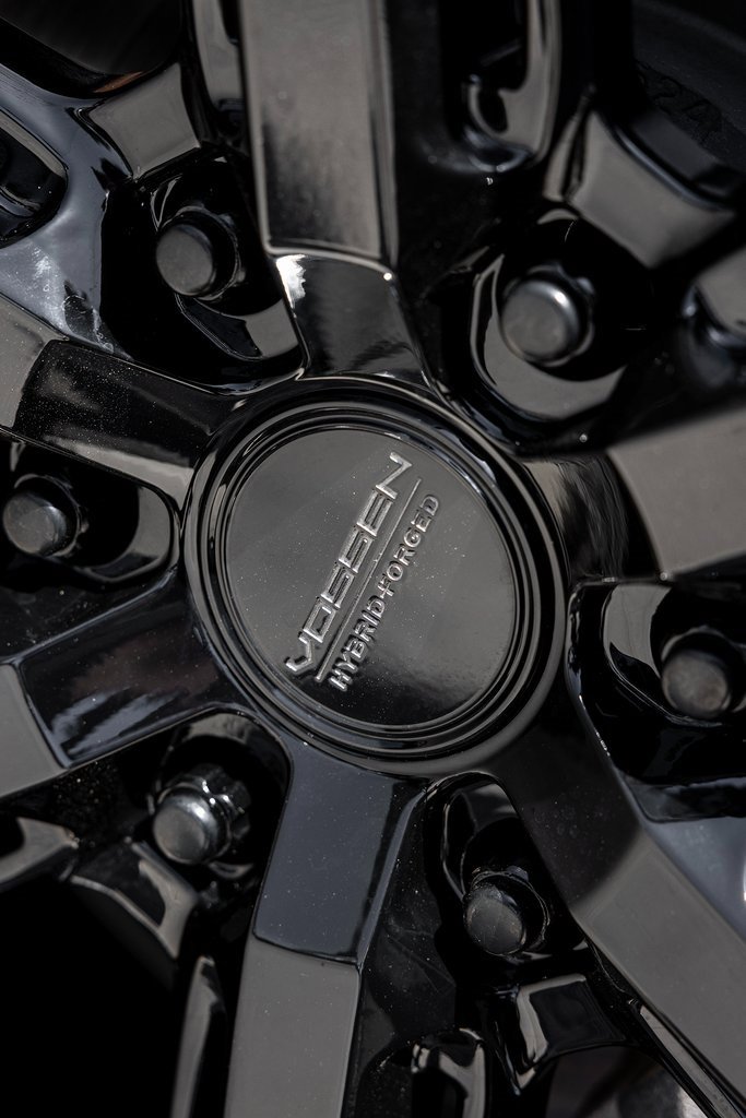 Used 2025 Cadillac Escalade ESV Sport w/ Touring Package image 8