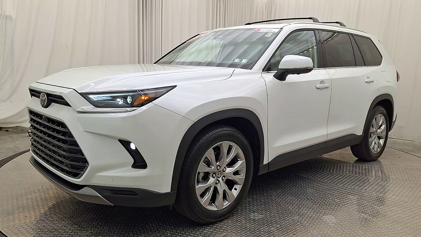 Certified 2026 Toyota Grand Highlander AWD image 11