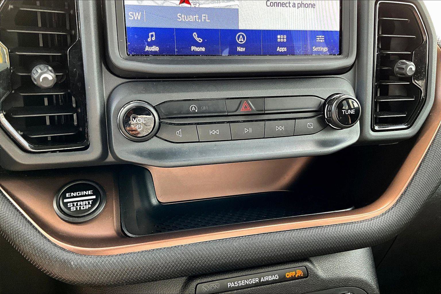 Used 2024 Ford Bronco Sport Outer Banks image 16