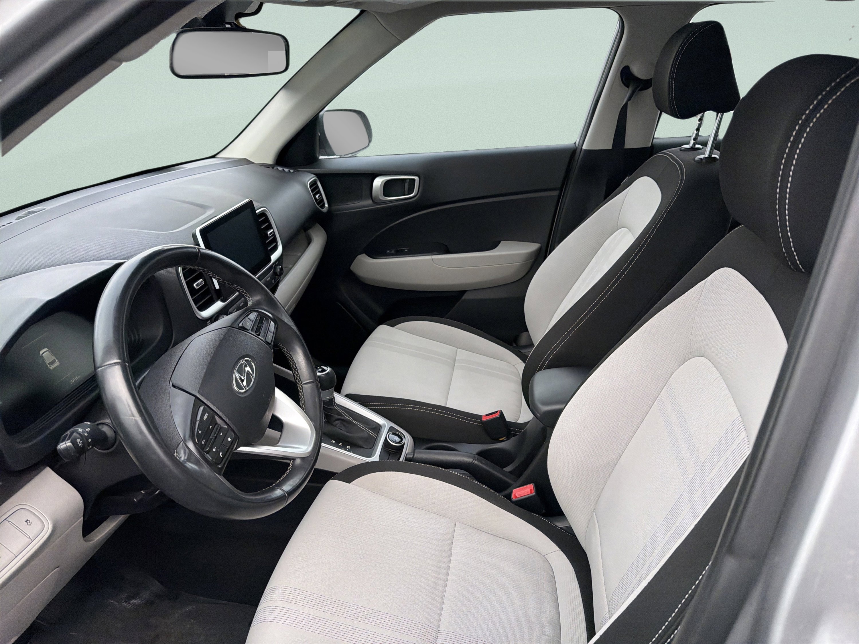 Used 2023 Hyundai Venue SEL image 33