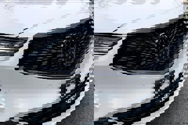 Used 2023 Acura MDX A-Spec image 30