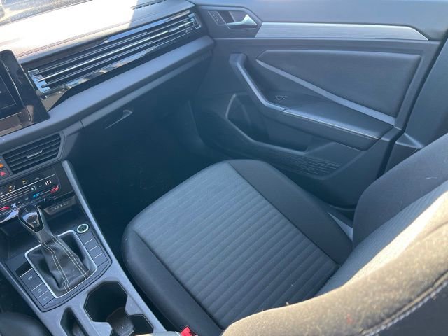 Used 2025 Volkswagen Jetta S image 11
