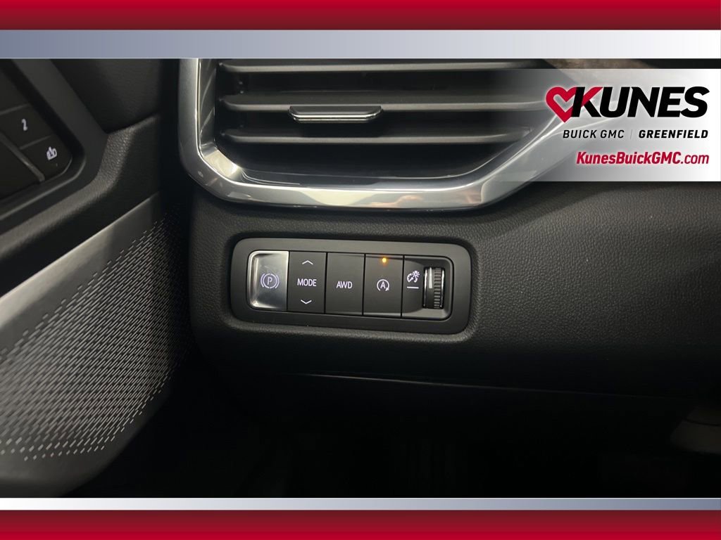 New 2026 GMC Acadia Denali Ultimate w/ LPO, Floor Liner Package AWD/4WD image 24