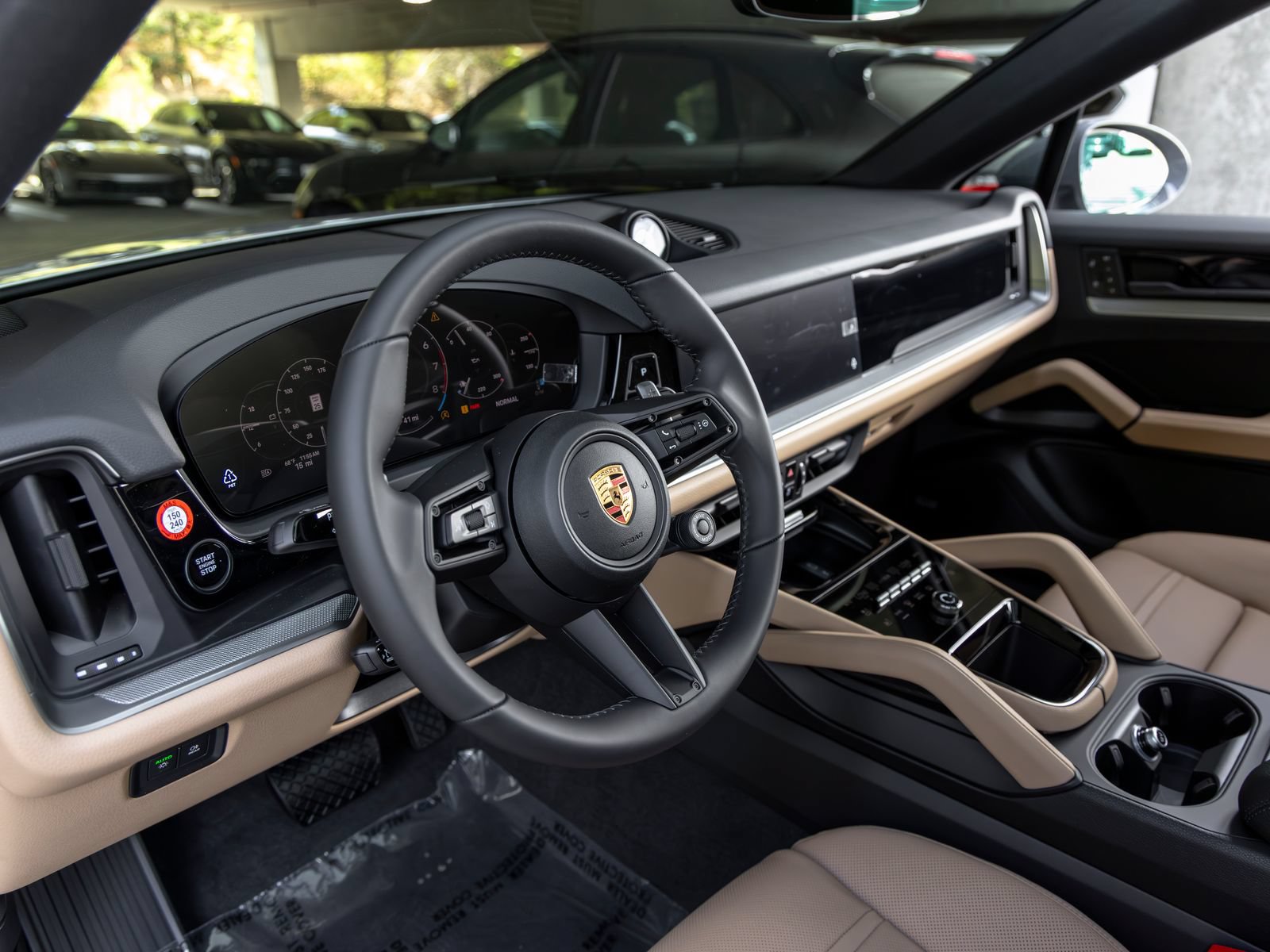 New 2026 Porsche Cayenne Coupe AWD/4WD image 4