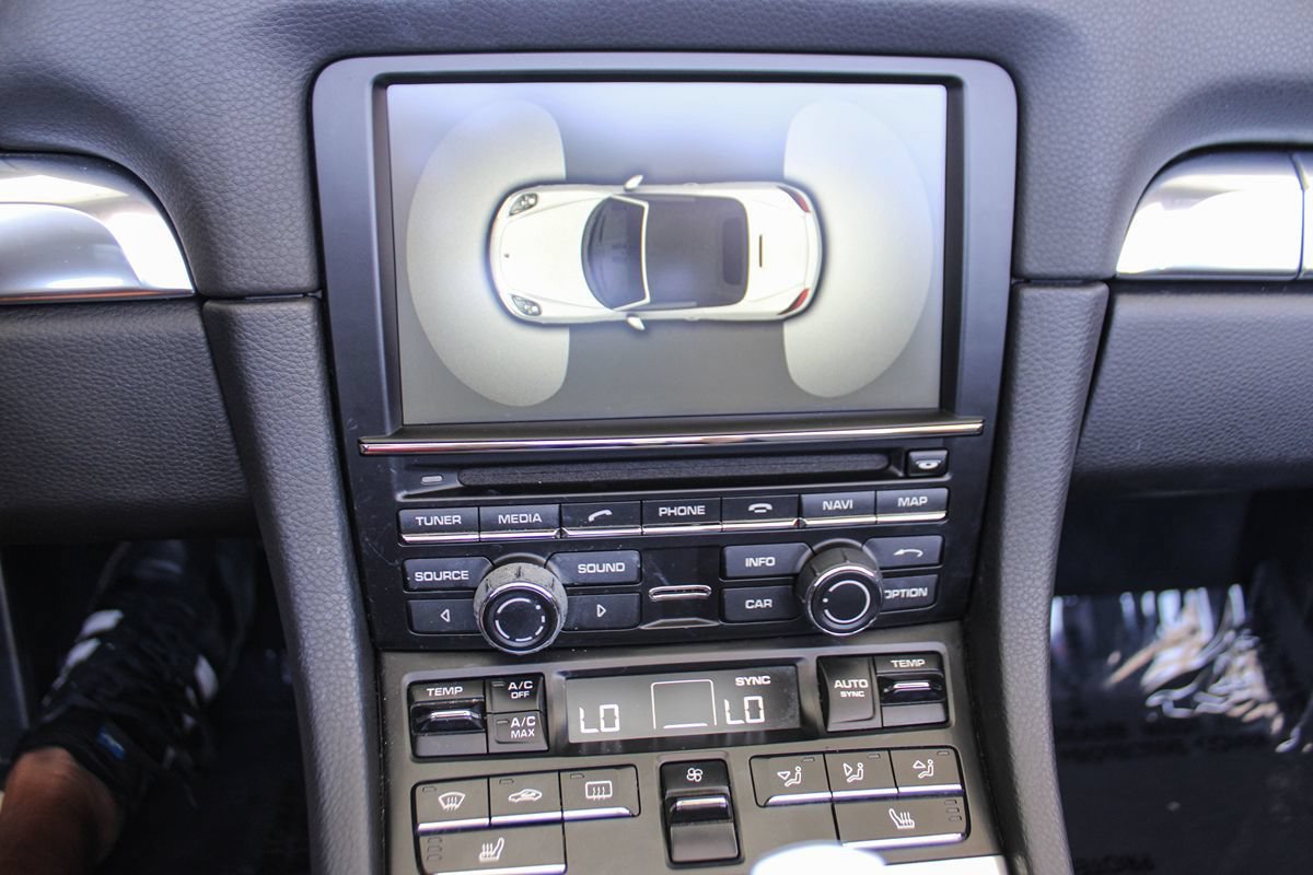 Used 2014 Porsche Boxster RWD image 28