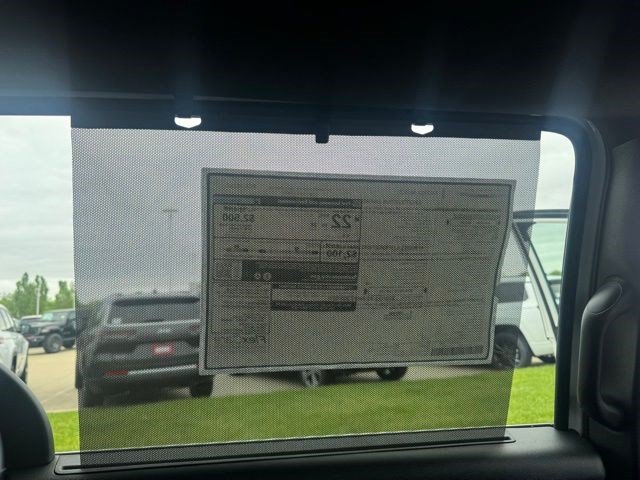 New 2027 Chrysler Pacifica Select FWD image 36