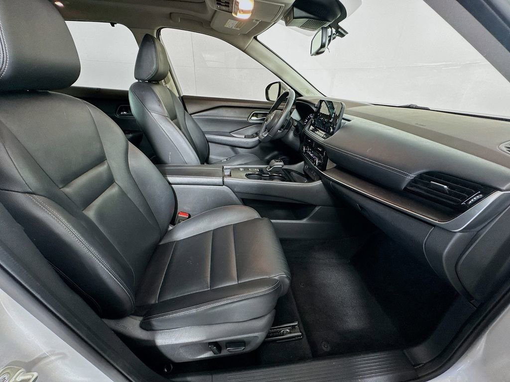 Used 2021 Nissan Rogue SL w/ Premium Package FWD image 36