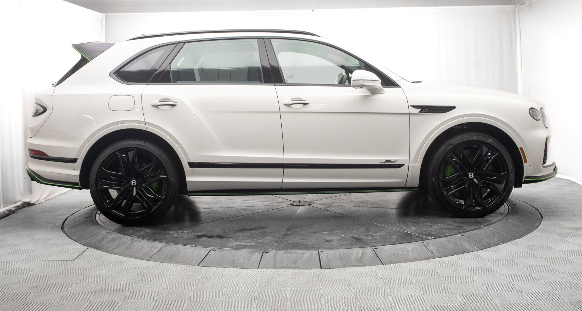 New 2026 Bentley Bentayga Speed image 2