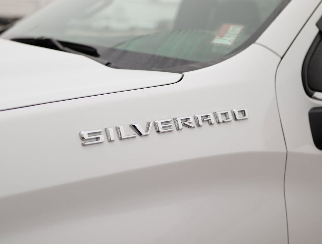 Used 2024 Chevrolet Silverado 1500 LTZ image 38