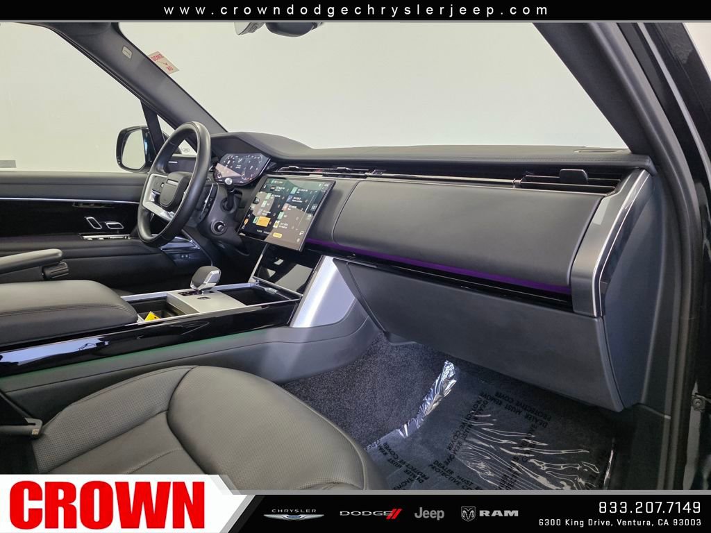 Used 2024 Land Rover Range Rover SE image 13
