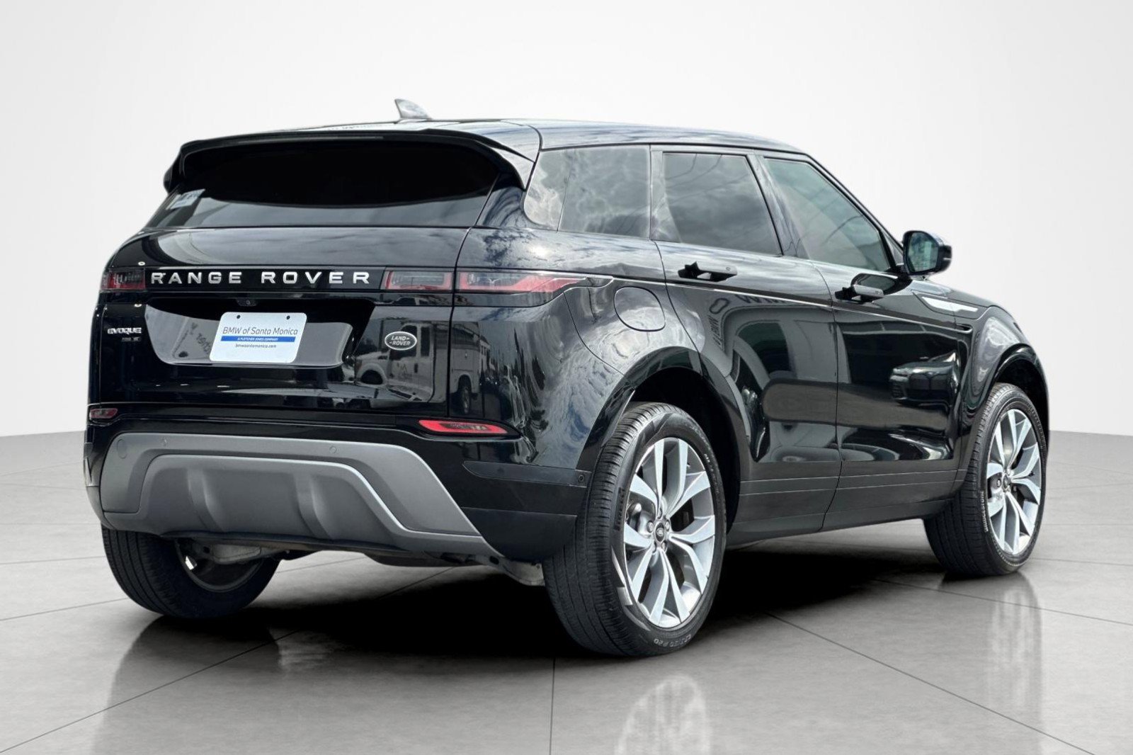 Used 2020 Land Rover Range Rover Evoque SE AWD/4WD image 5