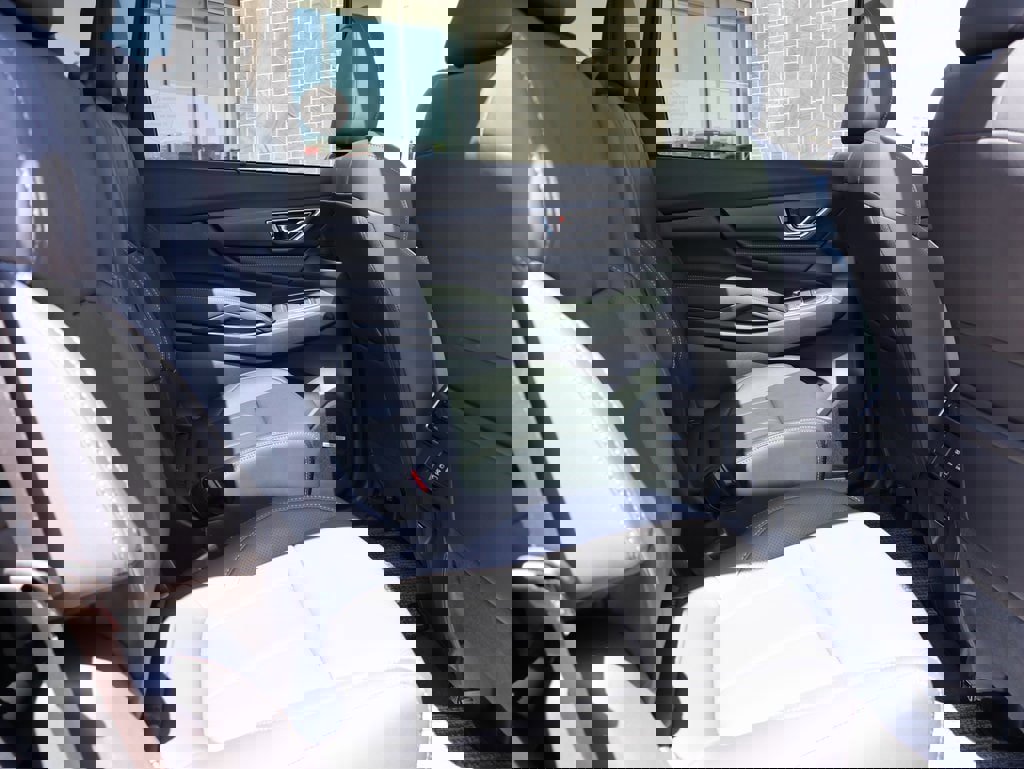 New 2025 Subaru Ascent Limited image 13