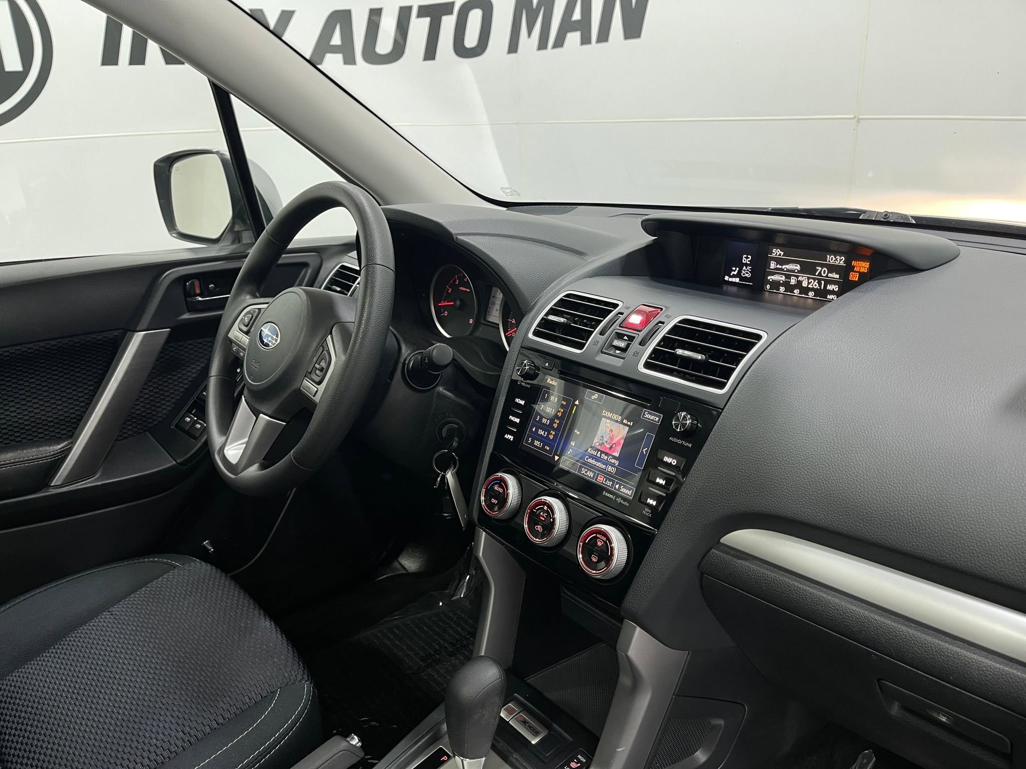 Used 2018 Subaru Forester 2.5i Premium w/ All-Weather Package image 19