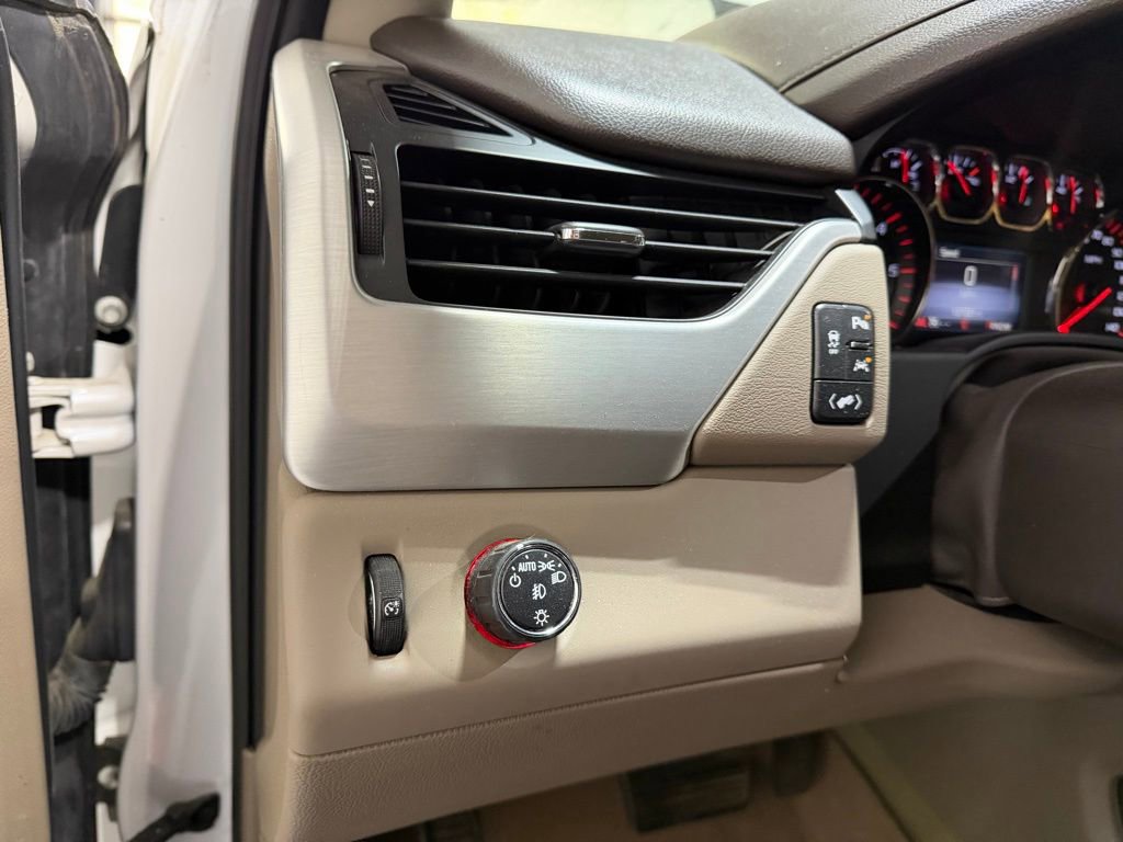 Used 2016 GMC Yukon SLT image 4