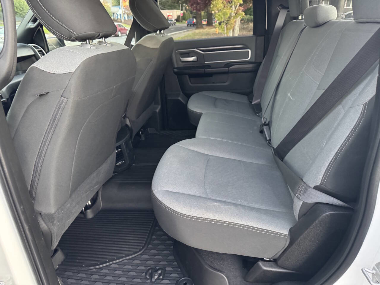 Used 2021 RAM 3500 Big Horn image 7